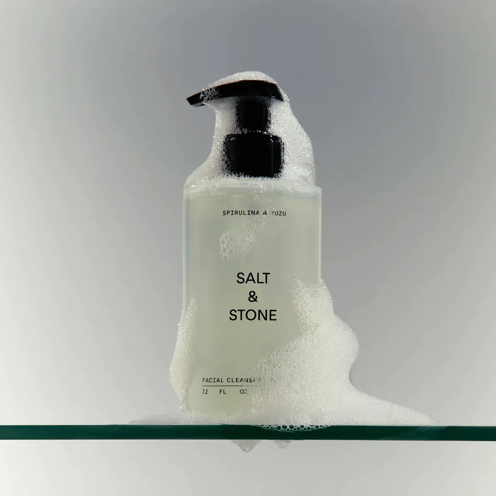 Salt & Stone Spirulina & Yuzu Facial Cleanser 212 ml - Очищувальний гель для обличчя з морськими водоростями та юзу - фото №2 Salt & Stone Spirulina & Yuzu Facial Cleanser 212 ml - Очищувальний гель для обличчя з морськими водоростями та юзу - фото №2